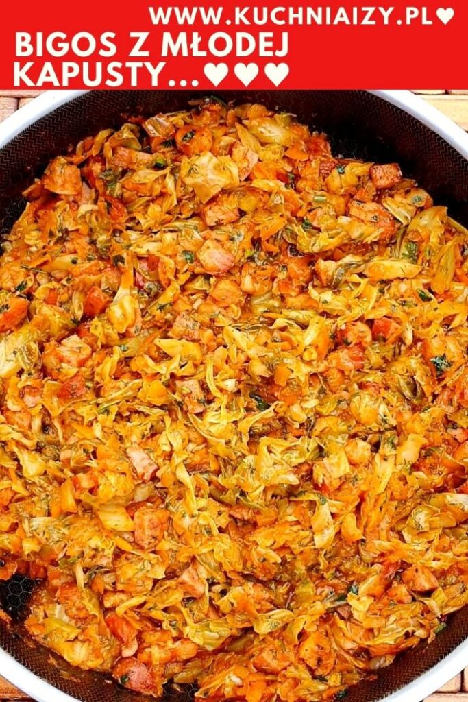 bigos z młodej kapusty