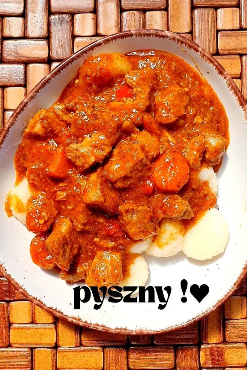 gulasz wieprzowy