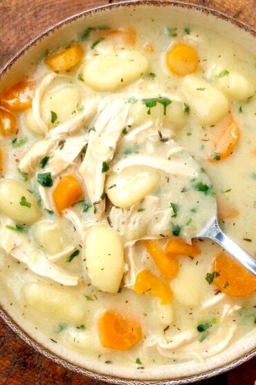 zupa z kurczakiem i gnocchi