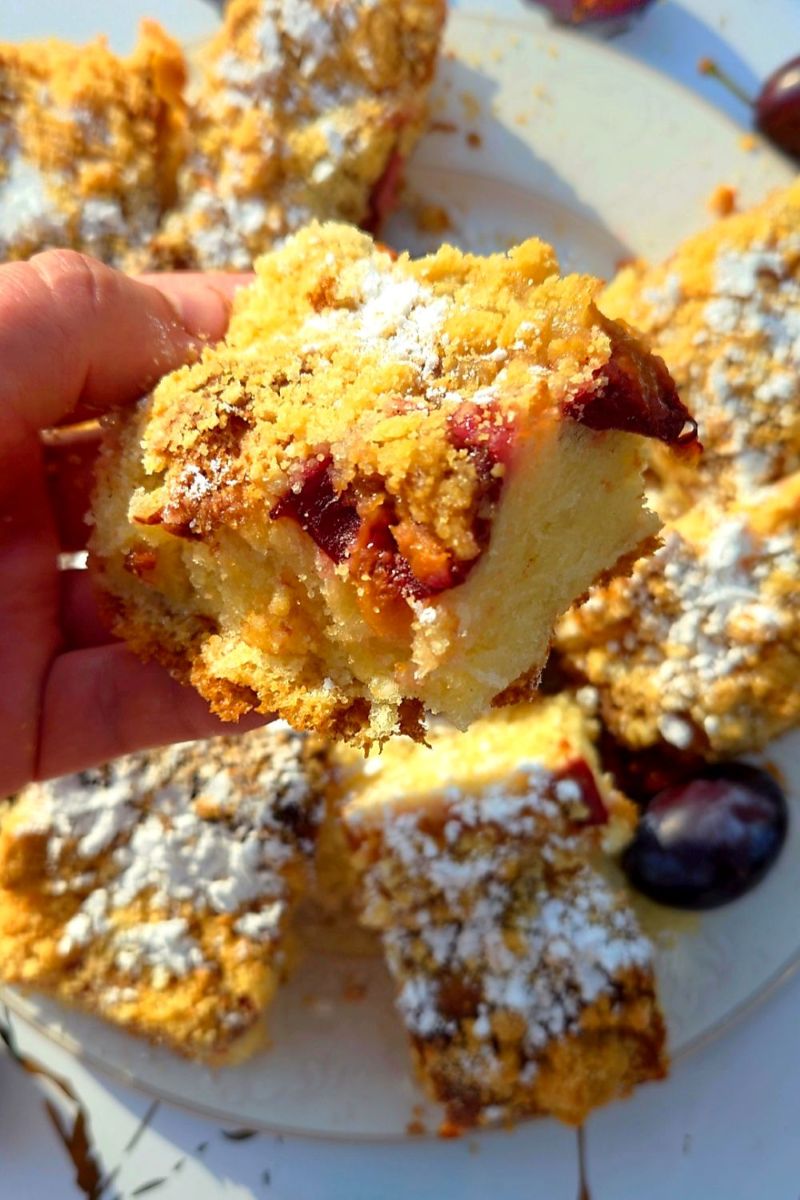 ciasto drożdżowe ze śliwkami