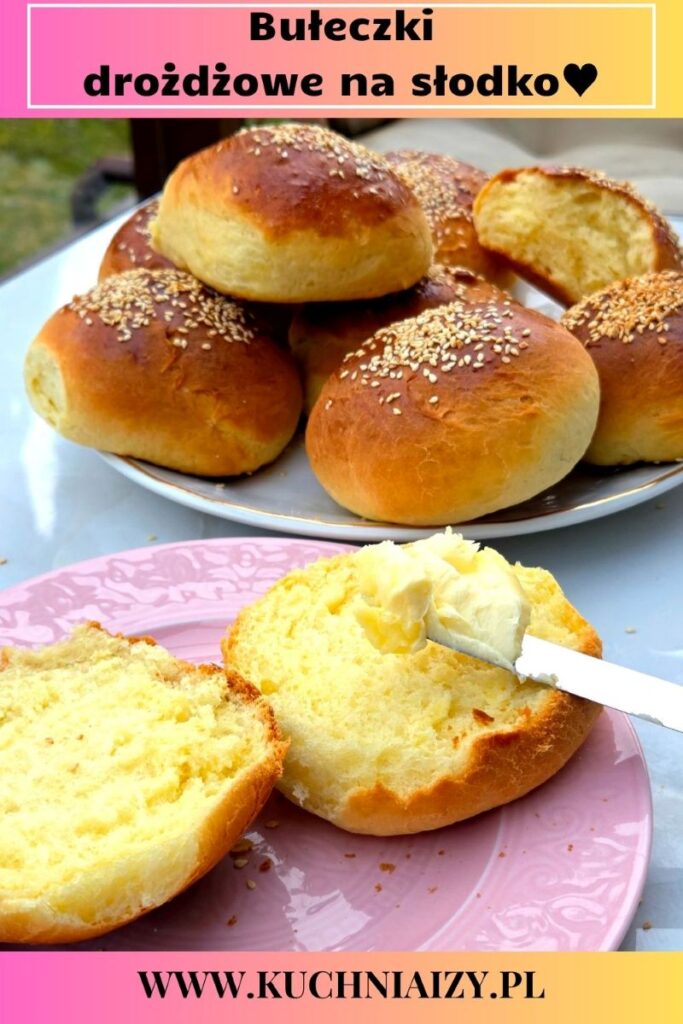 bułeczki drożdżowe