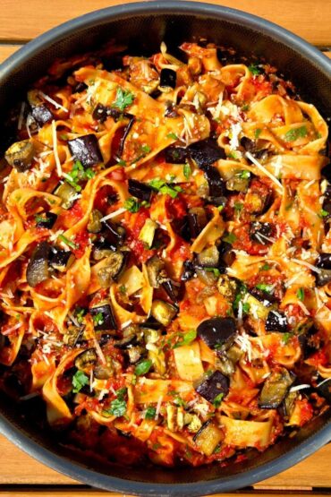 pasta alla norma makaron z bakłażanem