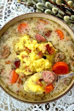 żurek z ziemniakami